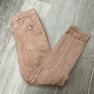 WHBM Pret-A-Jet pants